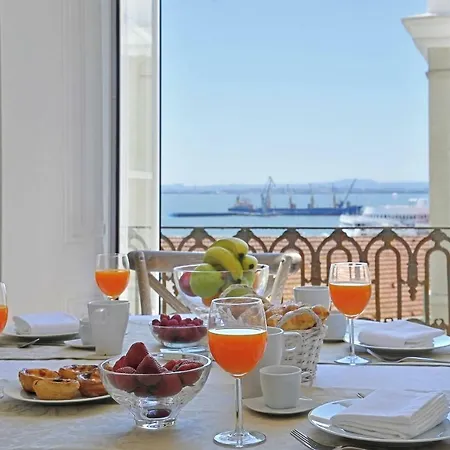 Localtraveling Alfama River View - Family 리스본