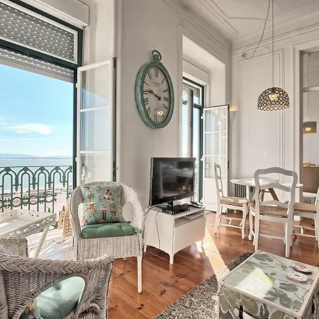 아파트 Localtraveling Alfama River View - Family 리스본