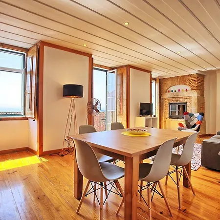 아파트 Localtraveling Alfama River View - Family
