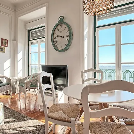 아파트 Localtraveling Alfama River View - Family 리스본